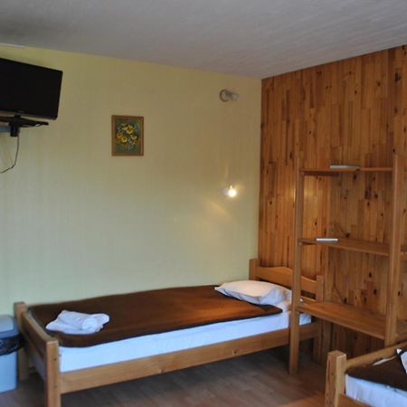 Hotel Pie Jana Brala Liepāja Habitación foto